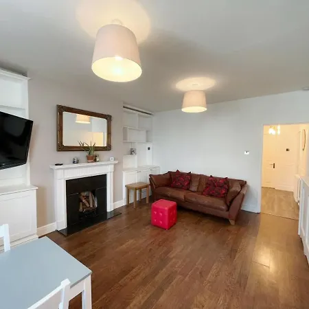 Apartman 164a Westbury Road