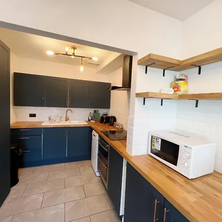 164a Westbury Road *